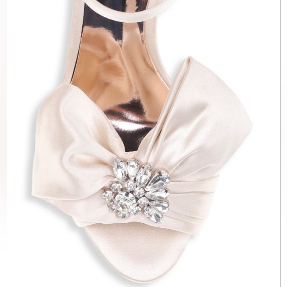 Badgley Mischka Samantha Embellished Satin Sandals $215 5.5 - Picture 12 of 13